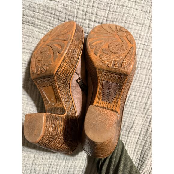 Born Famke Taupe Leather Clog Ankle Boots Women’s Size 7.5 - Picture 3 of 4